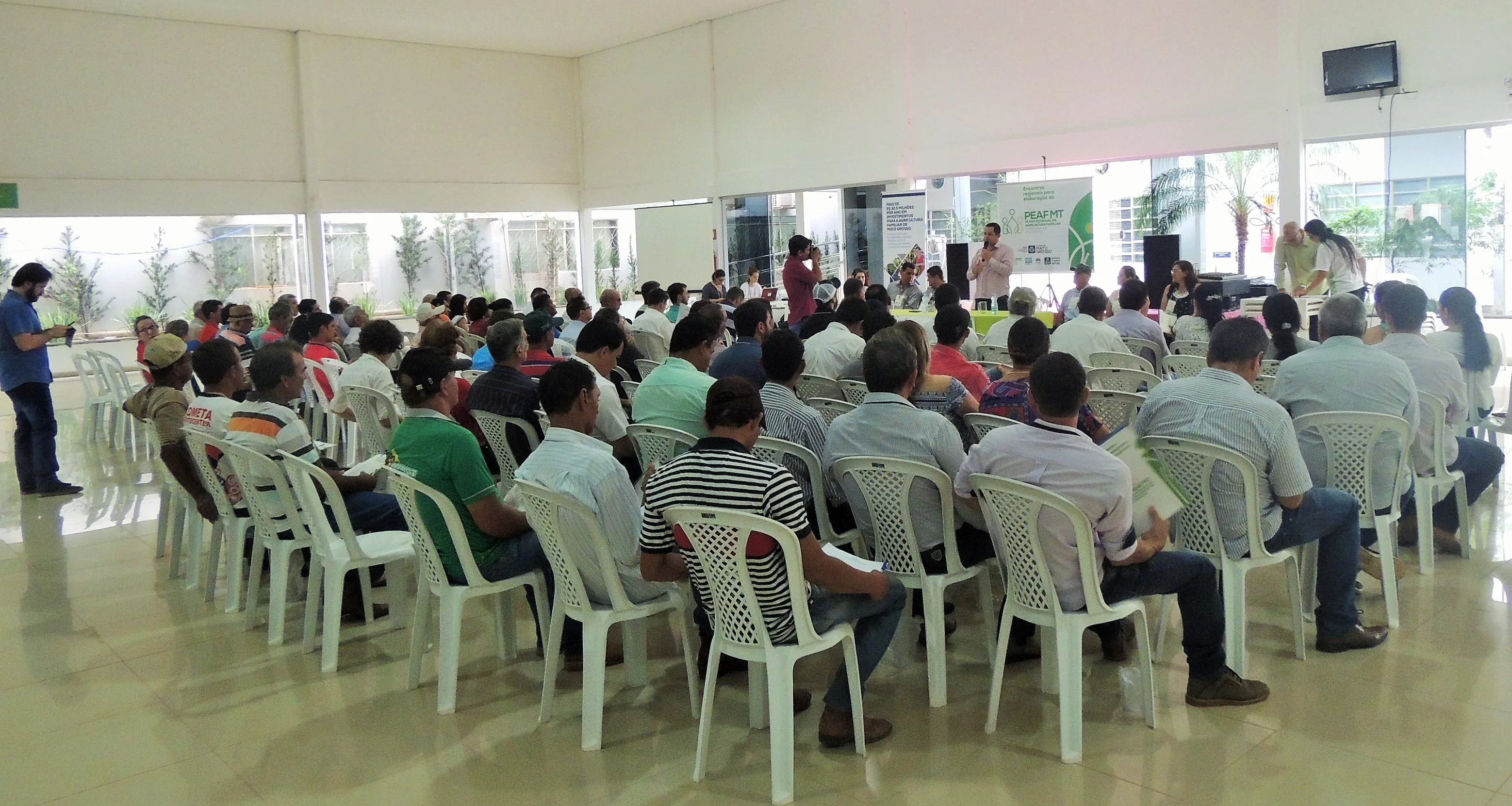 Regularização ambiental e fundiária para agricultura familiar é tema de debate