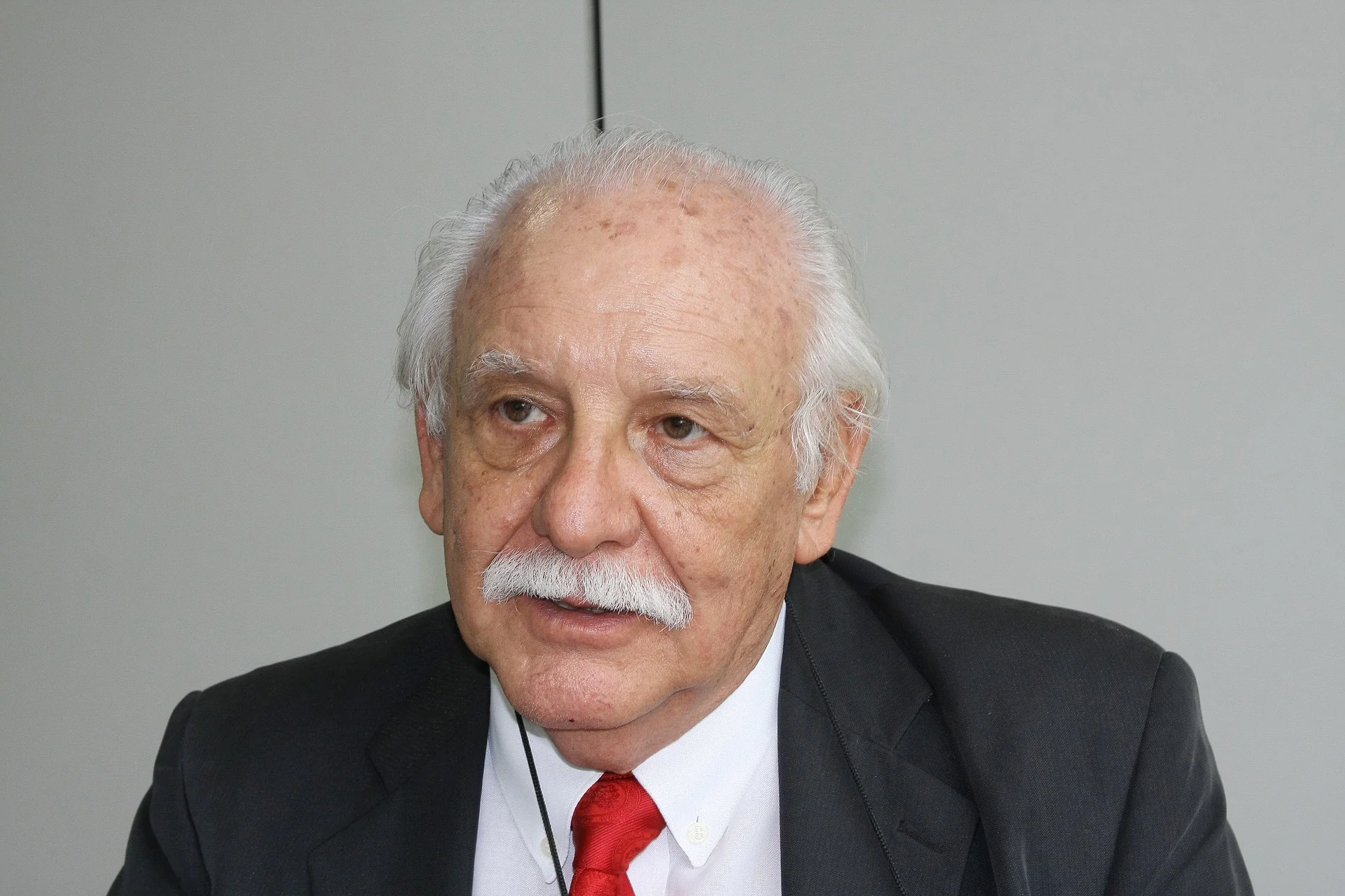 Adolpho Melfi: “Precisamos de mais ações efetivas do poder público”