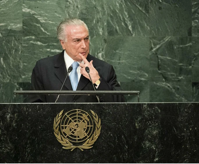 Governo tenta esconder retrocessos ambientais da comunidade internacional