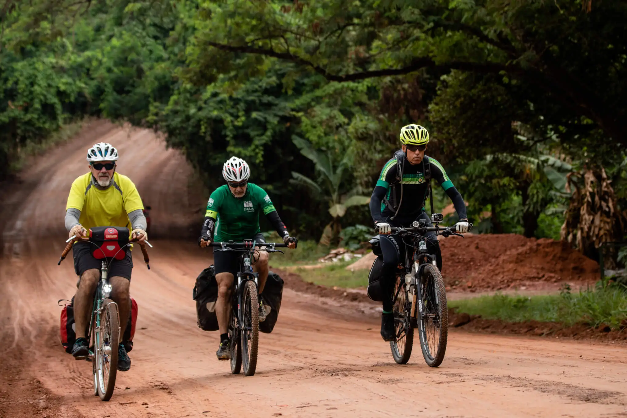 Cientistas pedalam 400 km pela conservação do Cerrado