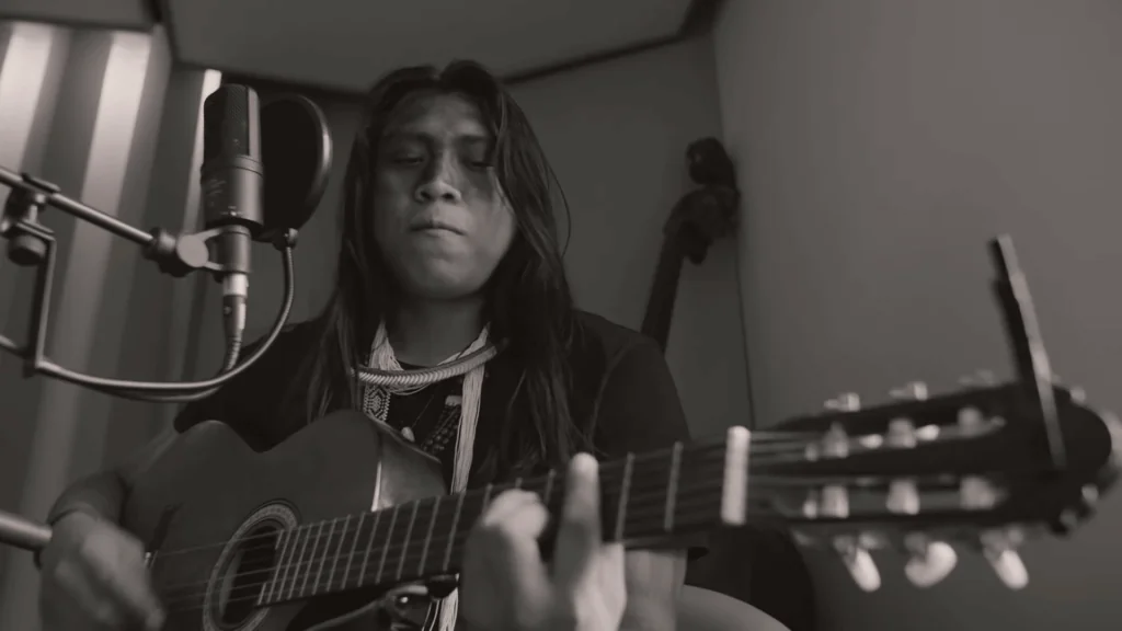 Vídeoclipe da música Indio do Brasil, de Matsipaya Waura Txucarramãe. Reprodução: YouTube