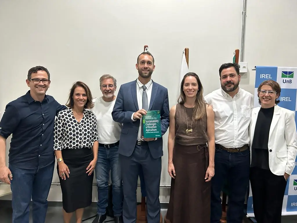 Paulo Moutinho no lançamento do livro Desafios de sustentabilidade da agricultura brasileira: governança, inclusão e inovação