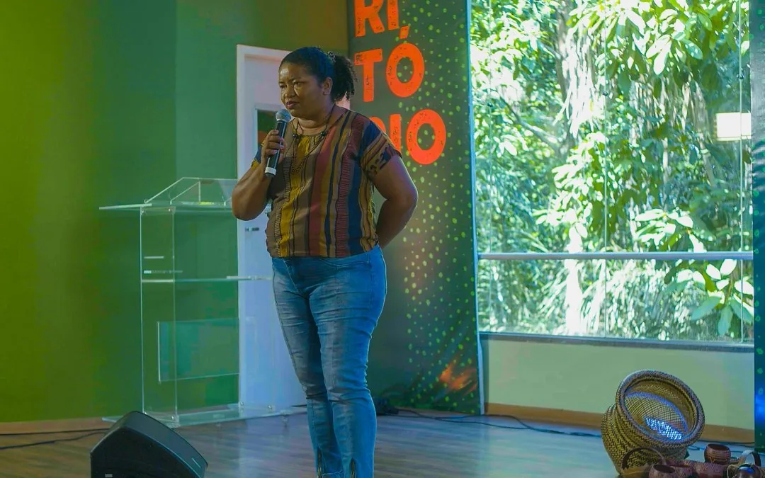 Extrativismo sustentável em prol dos povos e da floresta amazônica