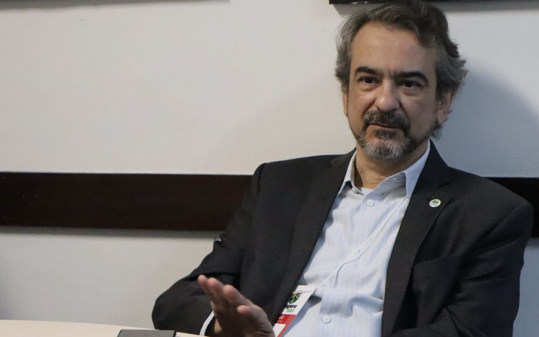 “Precisamos substituir um modelo econômico que se mostrou insuficiente”