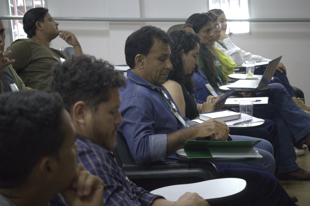 Capacitação sobre regularização do CAR, em Cruzeiro do Sul (Acre)