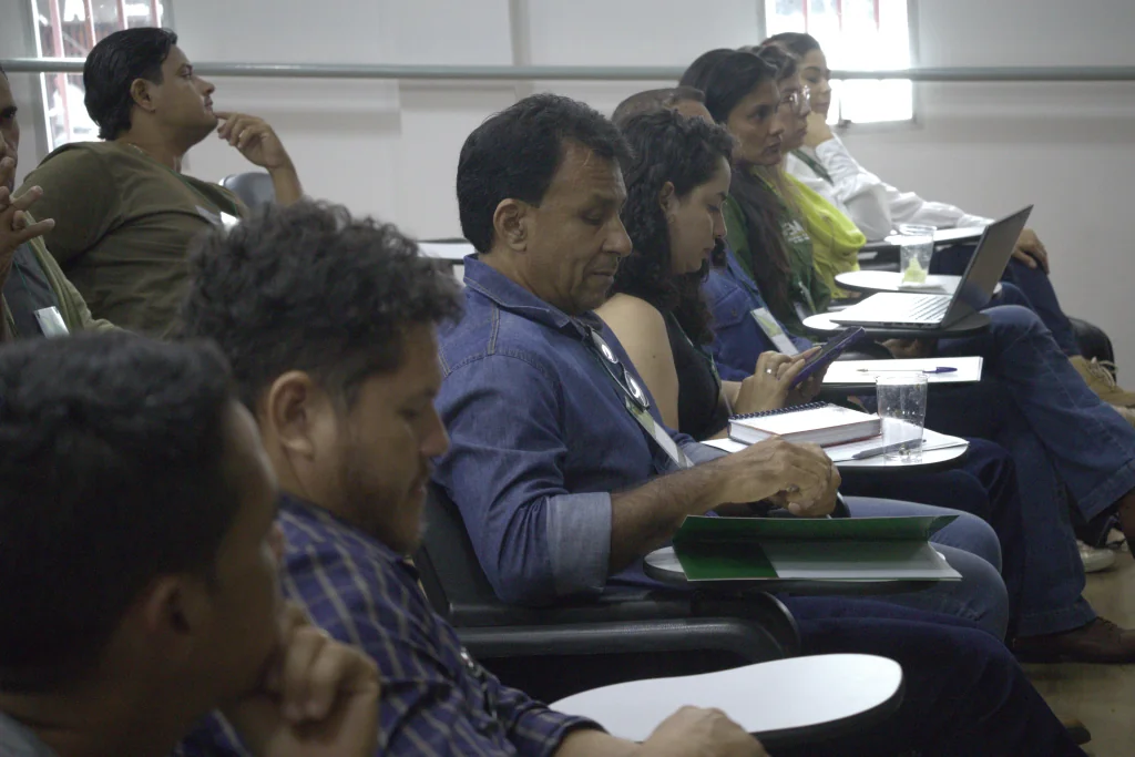 Capacitação sobre regularização do CAR, em Cruzeiro do Sul (Acre)