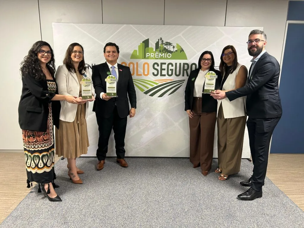 Foto presente na notícia "Governo do Pará e IPAM são premiados por esforços em regularização fundiária"