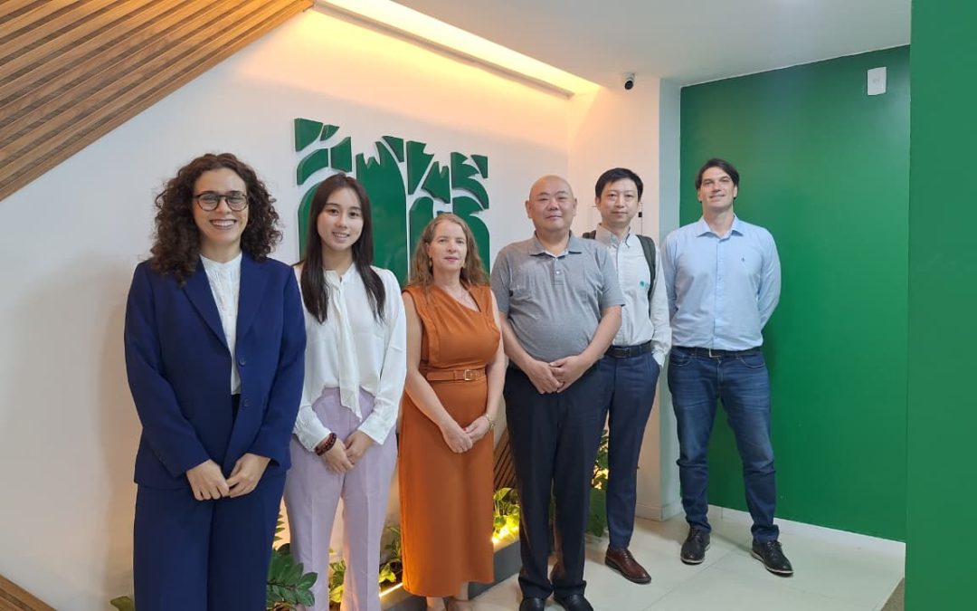 IPAM recebe delegação da China em Belém com foco na COP30