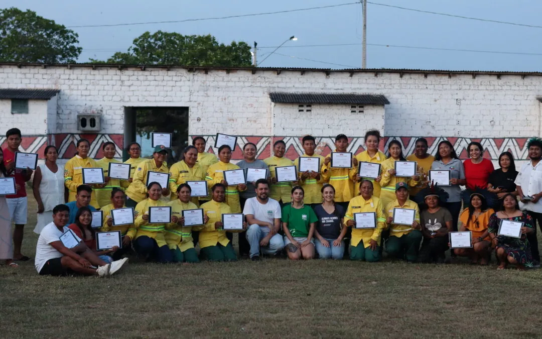 Cursos em Roraima apoiam autonomia de brigadistas e comunicadores indígenas