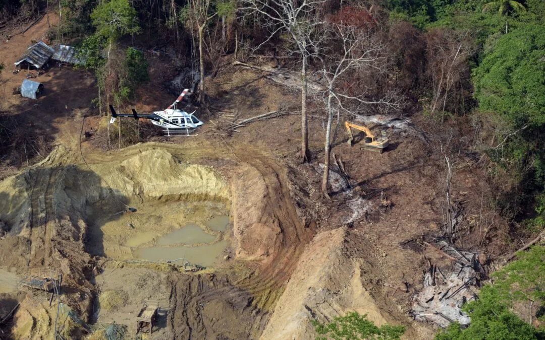 Extremos climáticos e garimpo ampliam riscos em terras indígenas na Amazônia